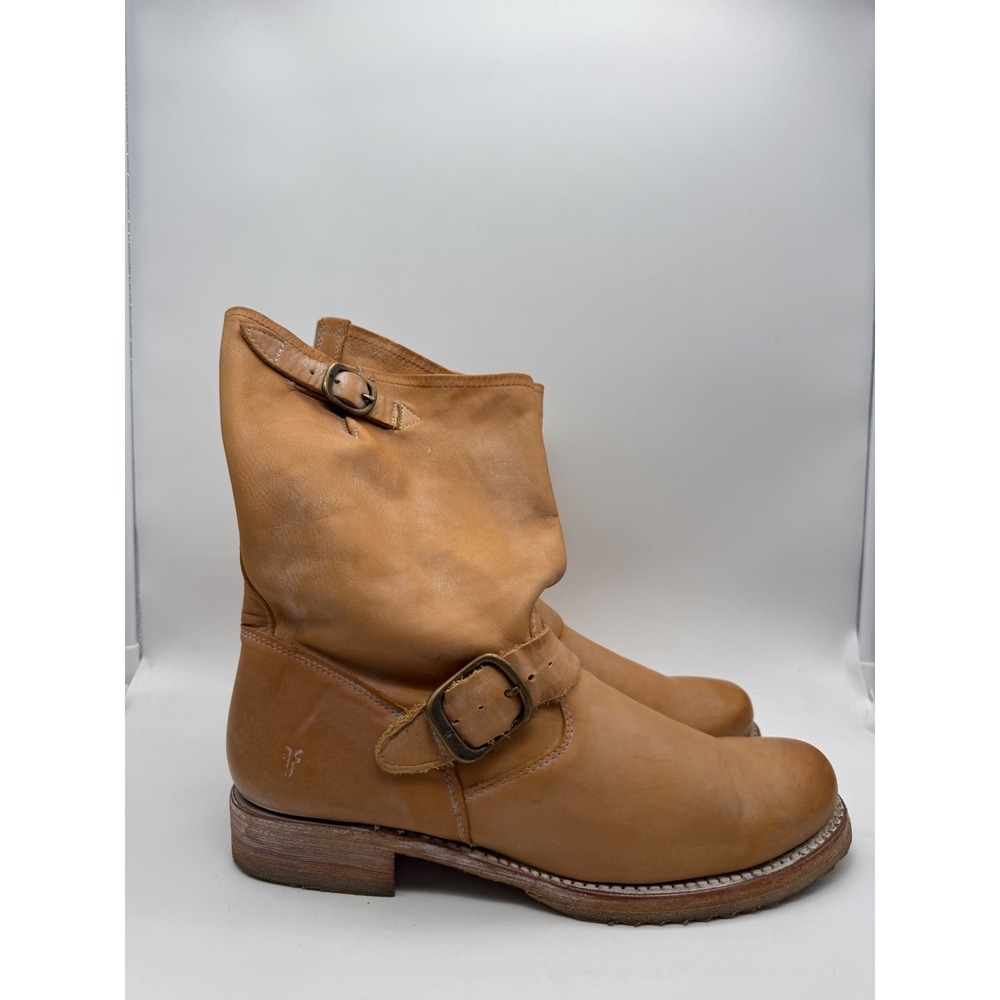 Frye Veronica Short Engineer Tan Leather Buckle Moto‎ Boots 77509 Womens 9.5 B